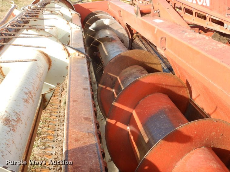 image for item FJ9872 1981 Hesston 6550 windrower