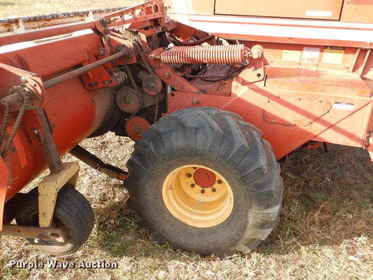 image for item FJ9872 1981 Hesston 6550 windrower