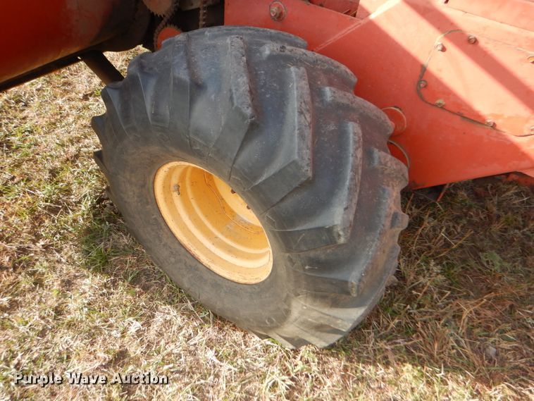 image for item FJ9872 1981 Hesston 6550 windrower