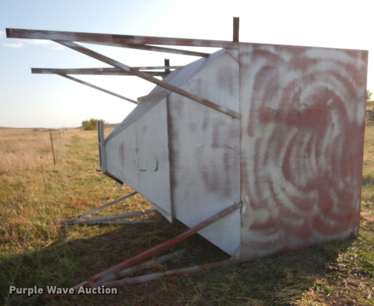 image for item FJ9875 Bulk feed bin