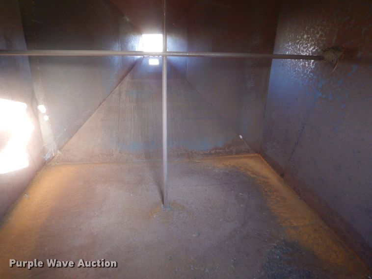 image for item FJ9875 Bulk feed bin