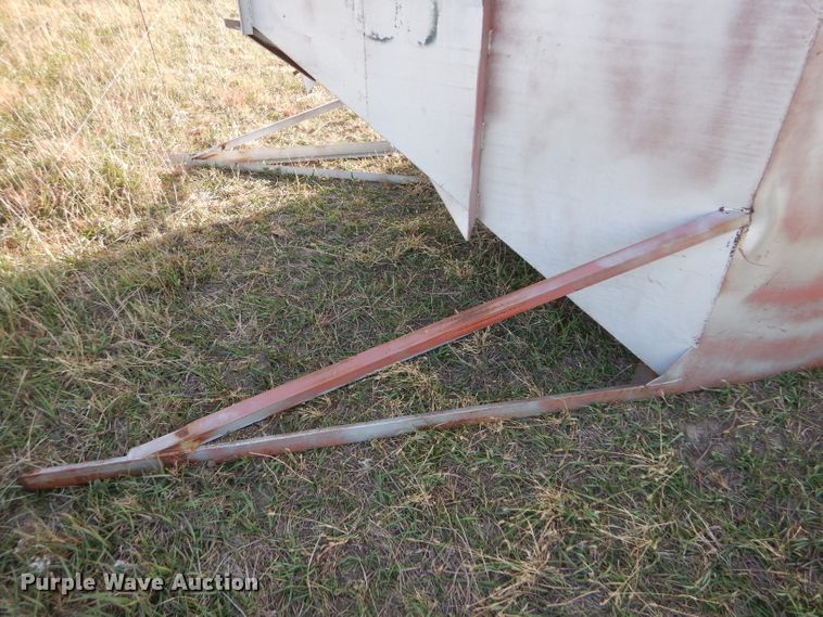 image for item FJ9875 Bulk feed bin