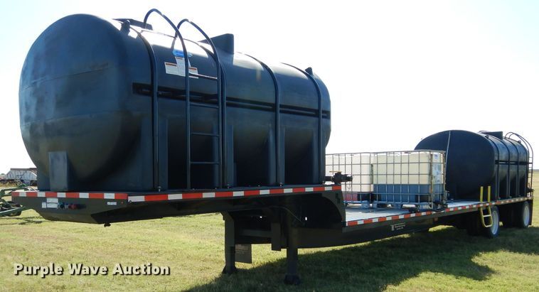 image for item FK9849 2018 Road Runner 6500 nurse tank trailer