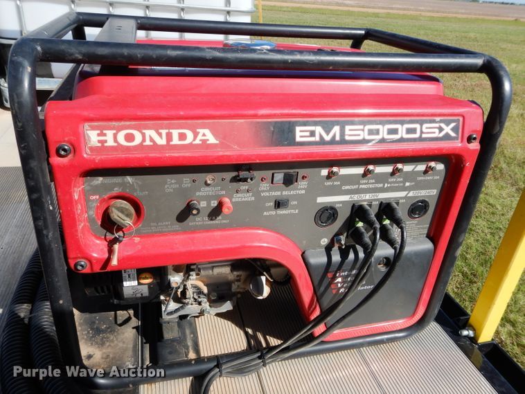 image for item FK9849 2018 Road Runner 6500 nurse tank trailer