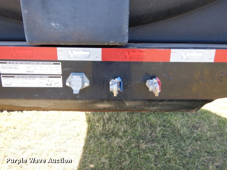 image for item FK9849 2018 Road Runner 6500 nurse tank trailer