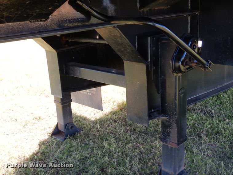 image for item FK9849 2018 Road Runner 6500 nurse tank trailer