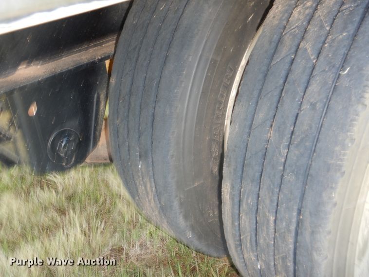 image for item FK9849 2018 Road Runner 6500 nurse tank trailer