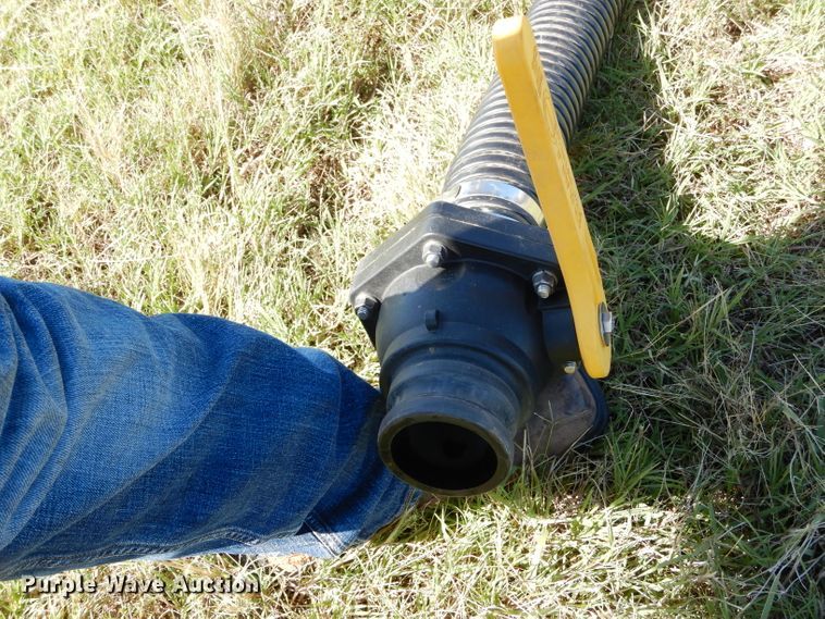 image for item FK9849 2018 Road Runner 6500 nurse tank trailer