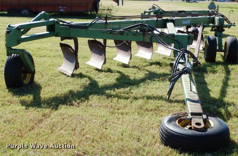 image for item FK9850 (2) John Deere 3600 plows