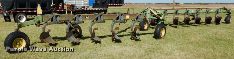 image for item FK9850 (2) John Deere 3600 plows