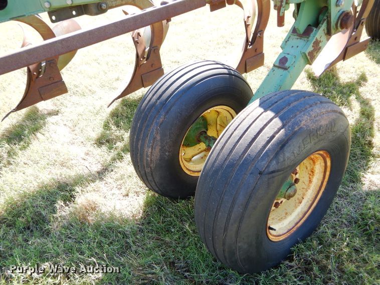 image for item FK9850 (2) John Deere 3600 plows