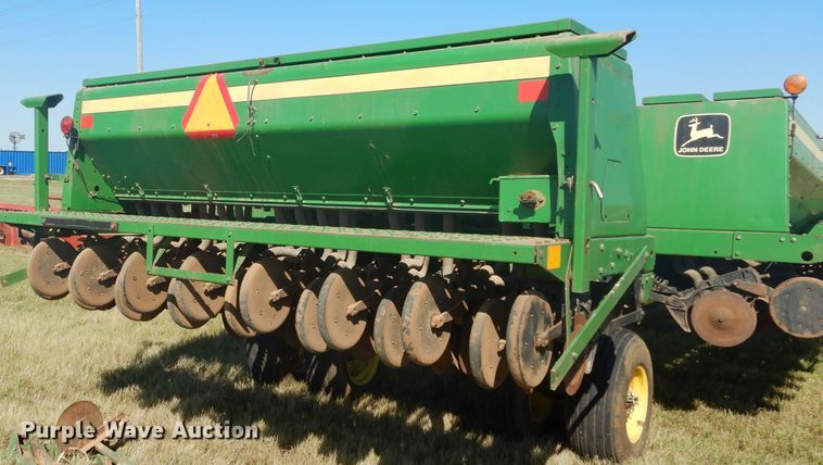 image for item FK9852 John Deere 455 grain drill