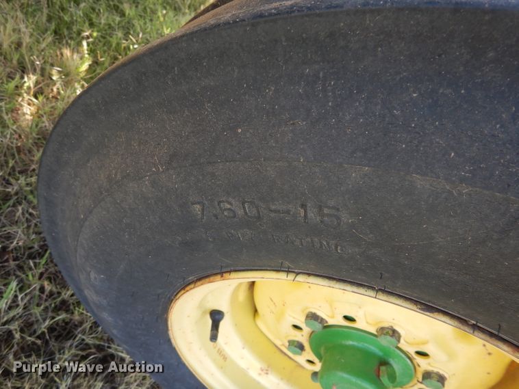 image for item FK9852 John Deere 455 grain drill