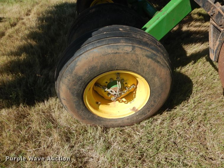 image for item FK9852 John Deere 455 grain drill