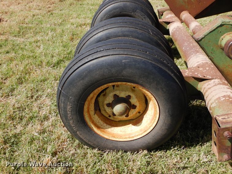 image for item FK9858 John Deere 00650 scraper