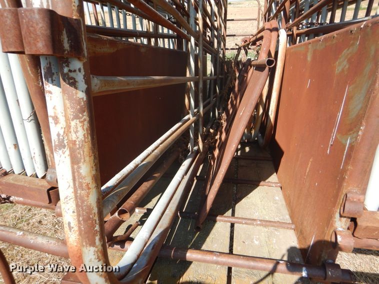 image for item FY9720 Livestock equipment