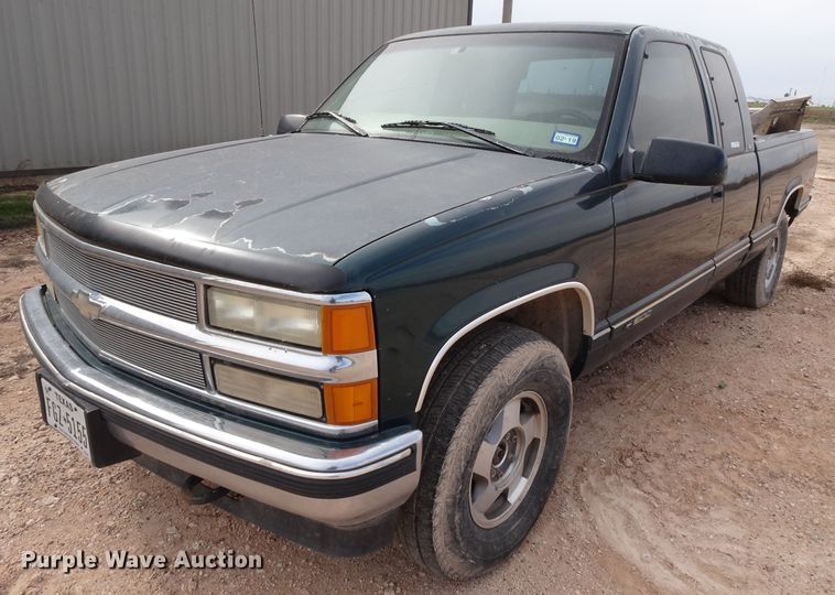 image for item GC9089 1997 Chevrolet K1500 Ext. Cab pickup truck