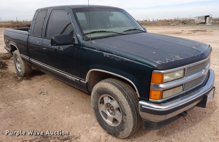 image for item GC9089 1997 Chevrolet K1500 Ext. Cab pickup truck