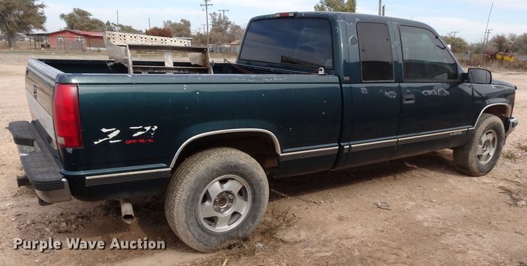 image for item GC9089 1997 Chevrolet K1500 Ext. Cab pickup truck