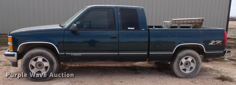 image for item GC9089 1997 Chevrolet K1500 Ext. Cab pickup truck