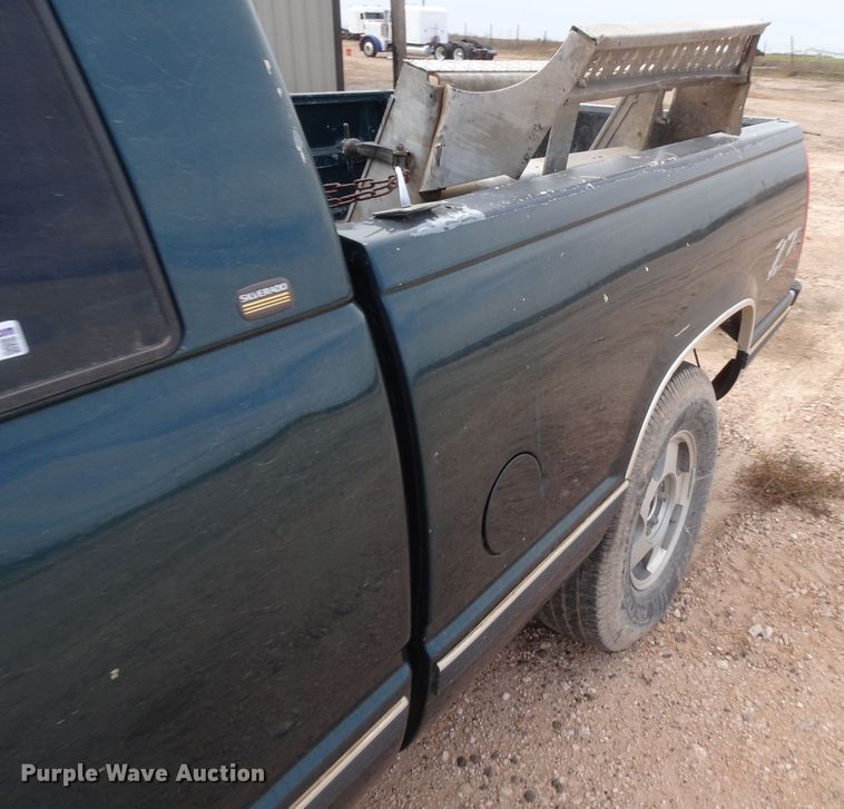 image for item GC9089 1997 Chevrolet K1500 Ext. Cab pickup truck