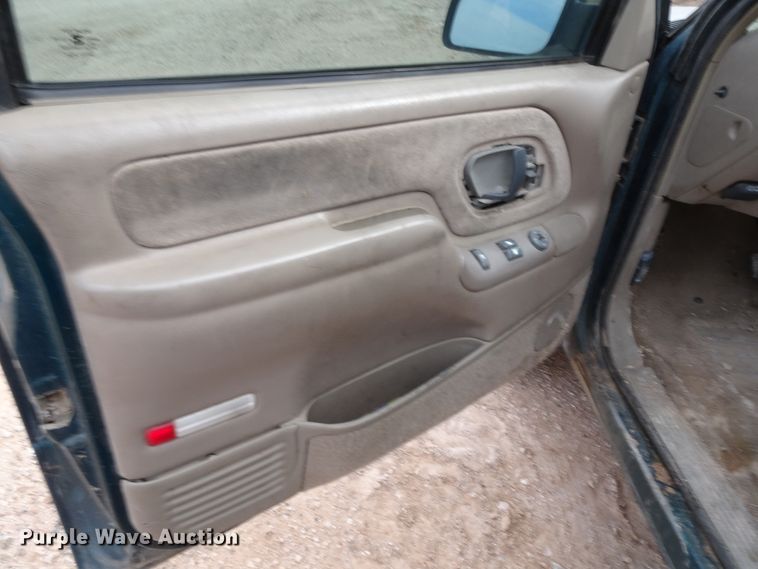 image for item GC9089 1997 Chevrolet K1500 Ext. Cab pickup truck