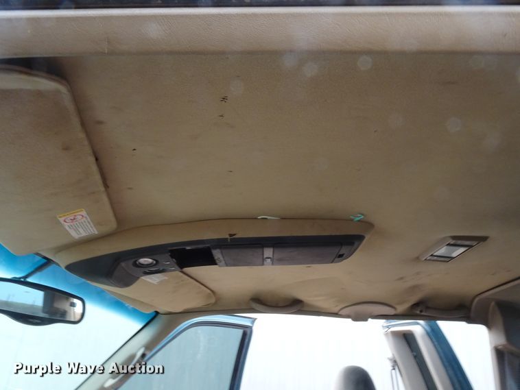 image for item GC9089 1997 Chevrolet K1500 Ext. Cab pickup truck