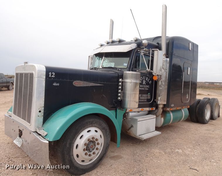 image for item GC9090 2000 Peterbilt 379 semi truck