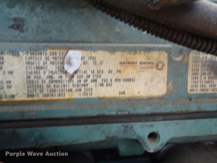 image for item GC9090 2000 Peterbilt 379 semi truck