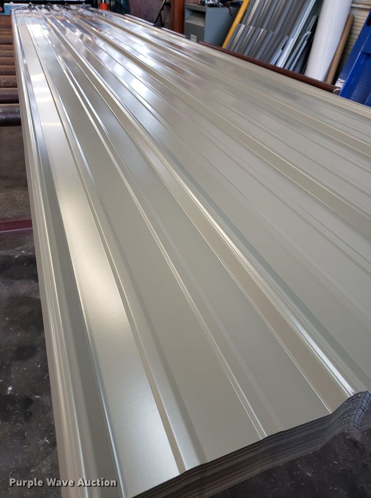 image for item H1138 (45) sheets of ag panel metal roofing/siding