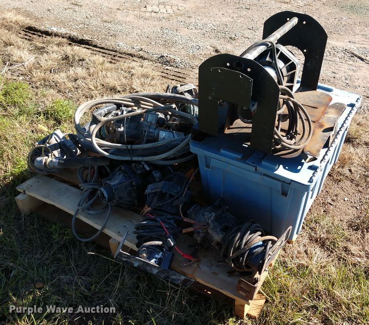 image for item EQ9311 Electric herbicide pumps