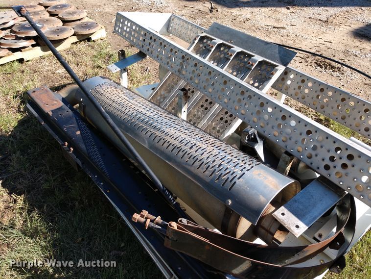 image for item EQ9318 Truck parts