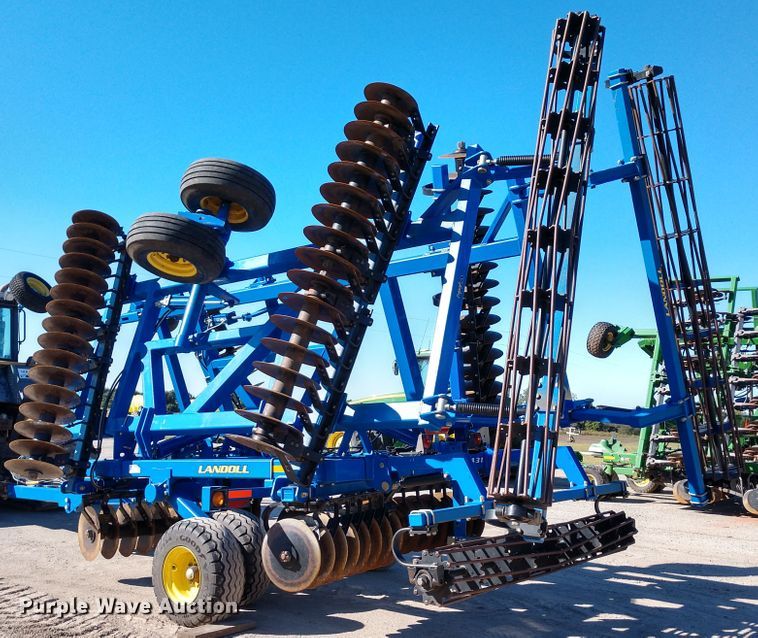 image for item EQ9326 Landoll 7431-29 VT Plus vertical tillage