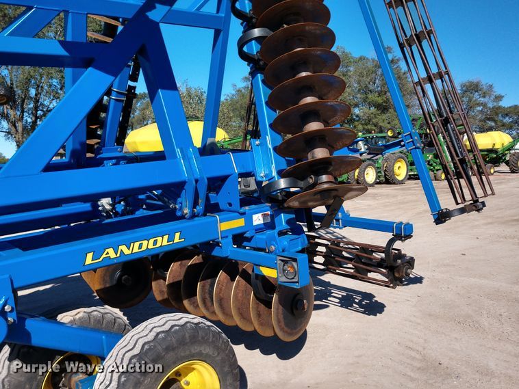 image for item EQ9326 Landoll 7431-29 VT Plus vertical tillage