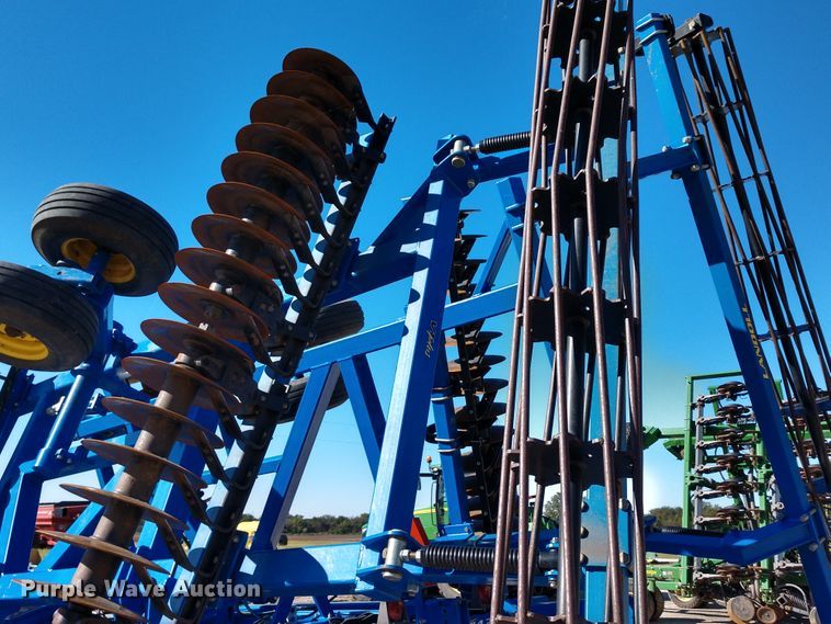 image for item EQ9326 Landoll 7431-29 VT Plus vertical tillage