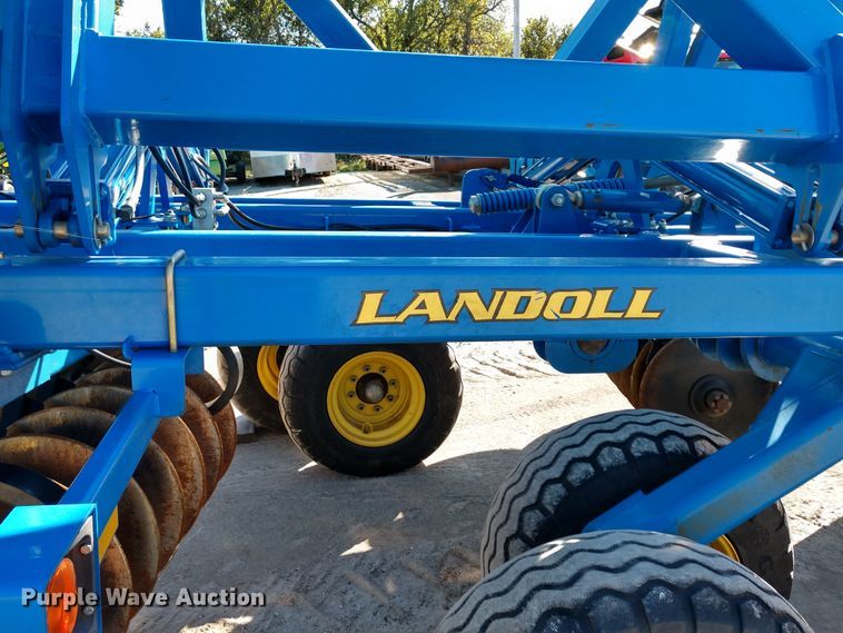image for item EQ9326 Landoll 7431-29 VT Plus vertical tillage
