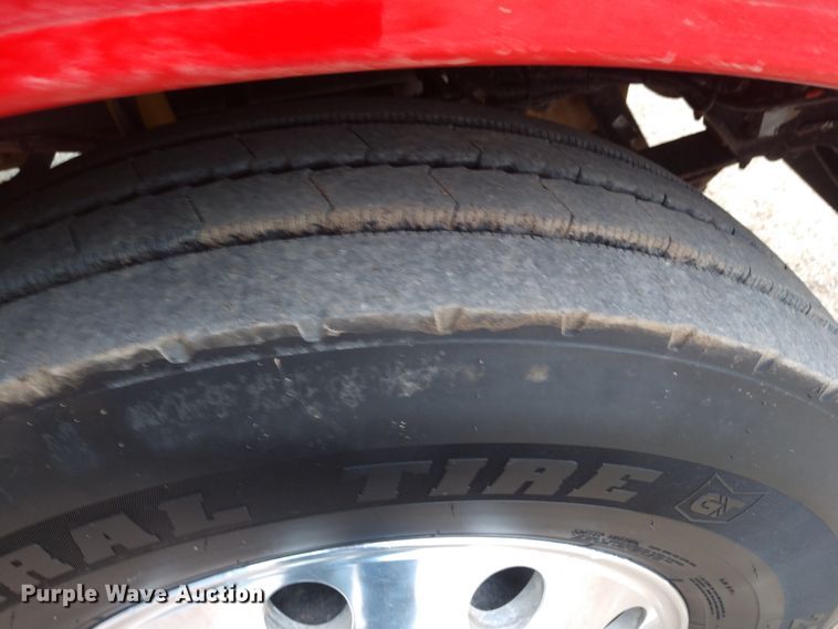 image for item EQ9349 2007 Kenworth T600 semi truck