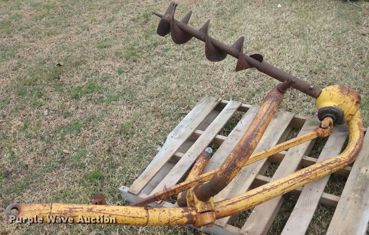 image for item EQ9350 Post hole auger