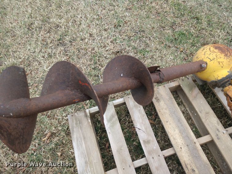 image for item EQ9350 Post hole auger