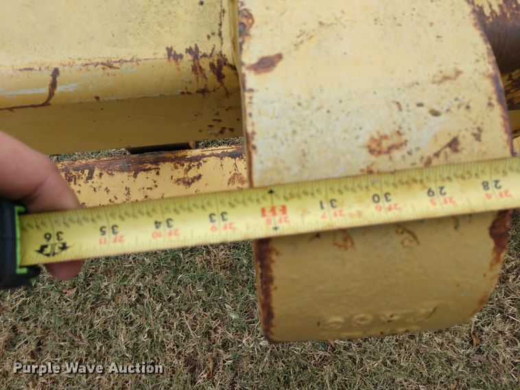 image for item EQ9351 Balderson 3F9660 loader forks