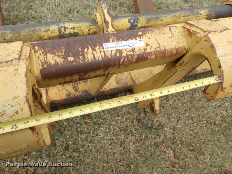 image for item EQ9351 Balderson 3F9660 loader forks