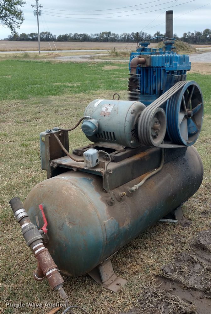 image for item EQ9354 Air compressor