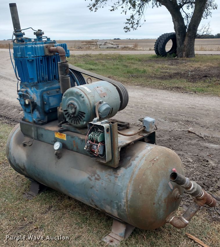 image for item EQ9354 Air compressor