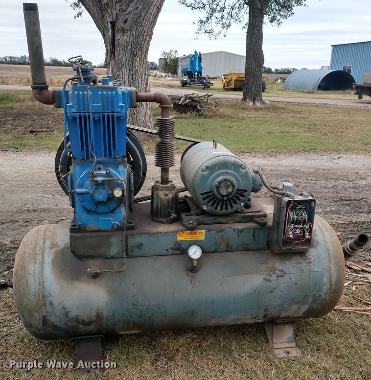 image for item EQ9354 Air compressor