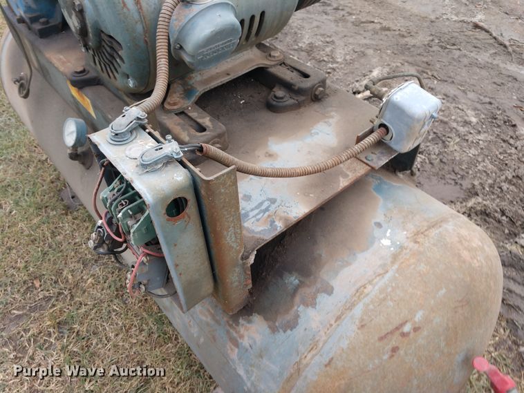 image for item EQ9354 Air compressor