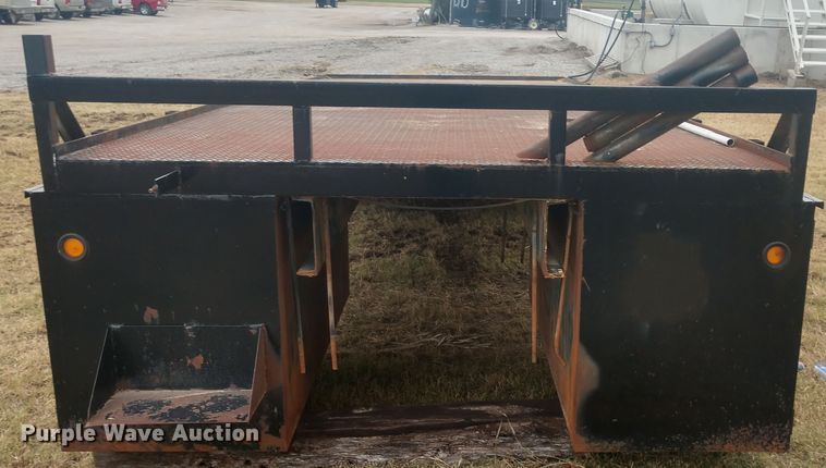 image for item EQ9365 Steel flatbed