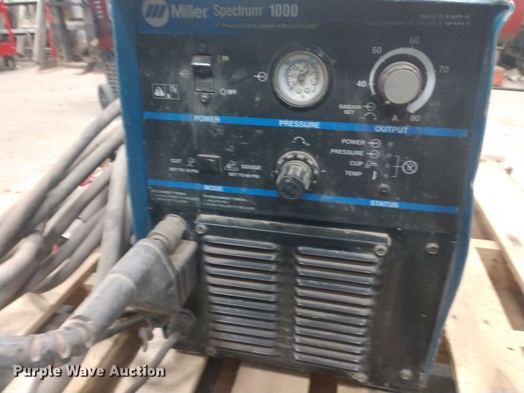 image for item EQ9368 Miller Spectrum 1000 plasma cutter