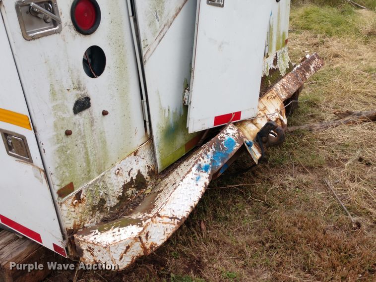 image for item EQ9376 Utility bed