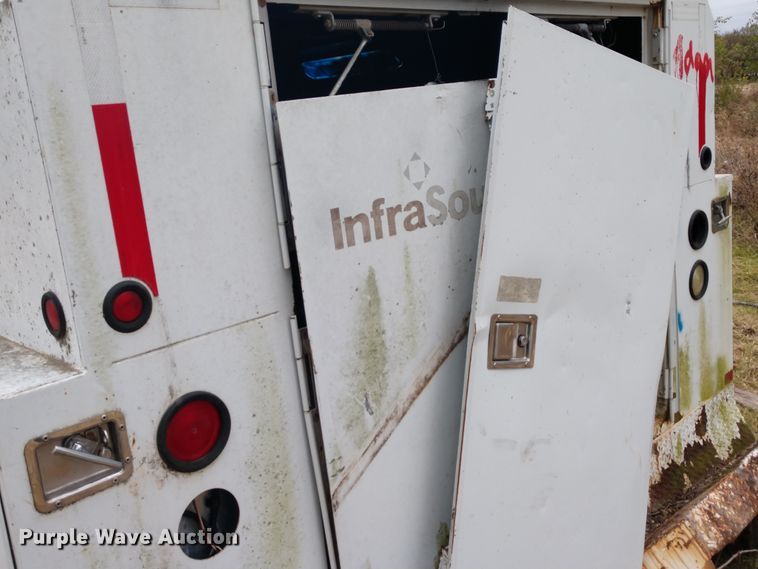 image for item EQ9376 Utility bed