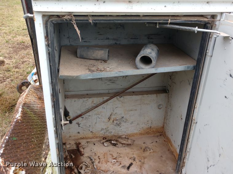 image for item EQ9376 Utility bed